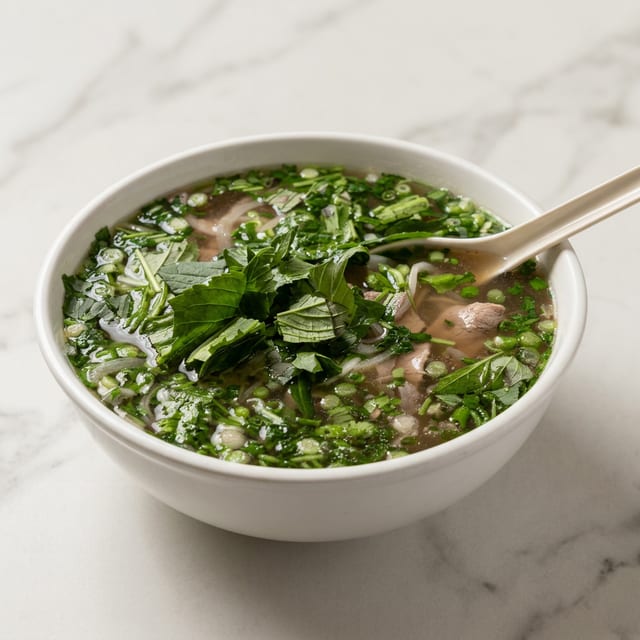 P6. Phở Tái Gầu Gân Sách.